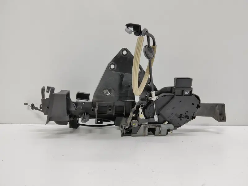 Serratura Anteriore Sinistra FORD Focus S. Wagon 3° Serie 4896707 3M5A R21813MR Diesel 1.8 (04>08)