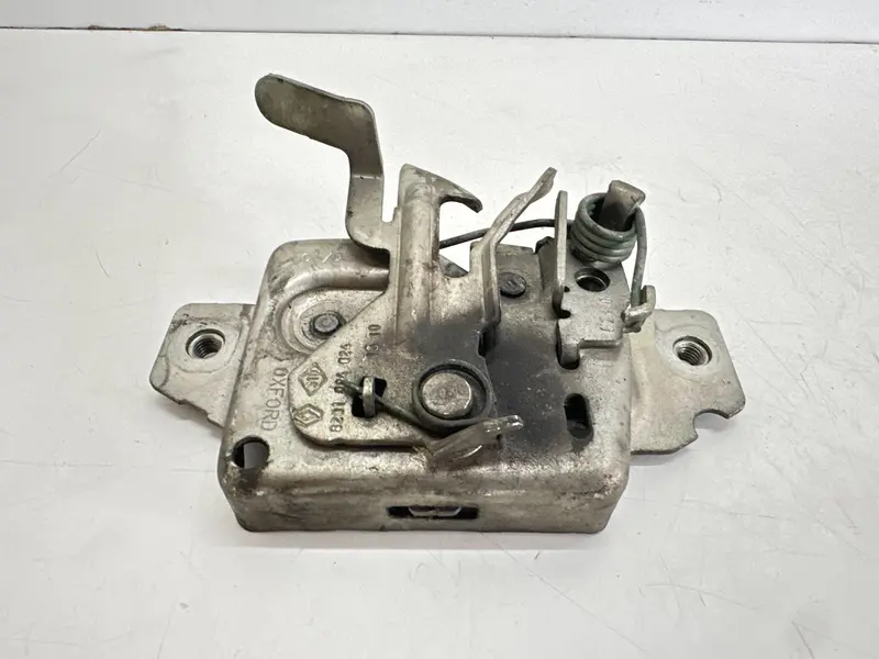 Serratura cofano anteriore RENAULT Clio Serie (08>15) 8201004024 Diesel 1.5 (08>15)