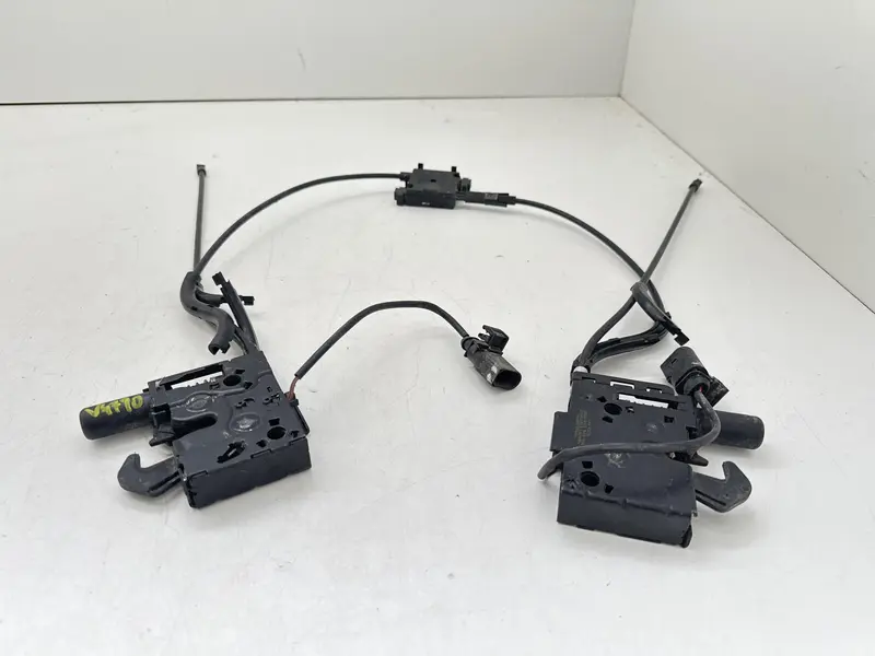 Serratura cofano anteriore VOLKSWAGEN T-Roc Serie 2GA823509015 Benzina (17>21)