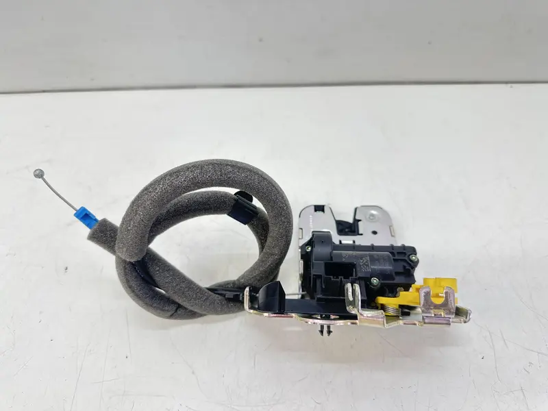 Serratura Cofano Posteriore AUDI Q3 RSQ3 Sportback Serie (F3N) (19>) 81A827506 81A827506 Benzina