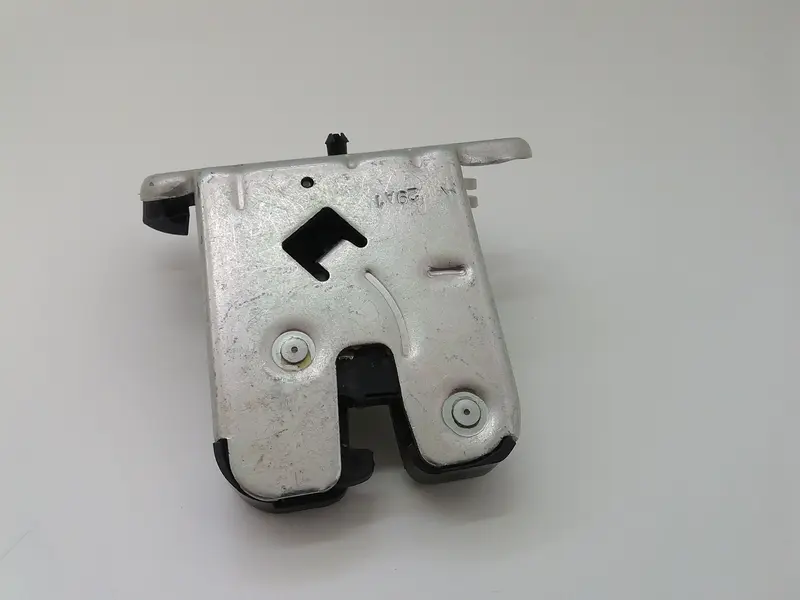Serratura portellone posteriore AUDI A3 Serie (8V) 8K9827505A Diesel 2000 (12>18)