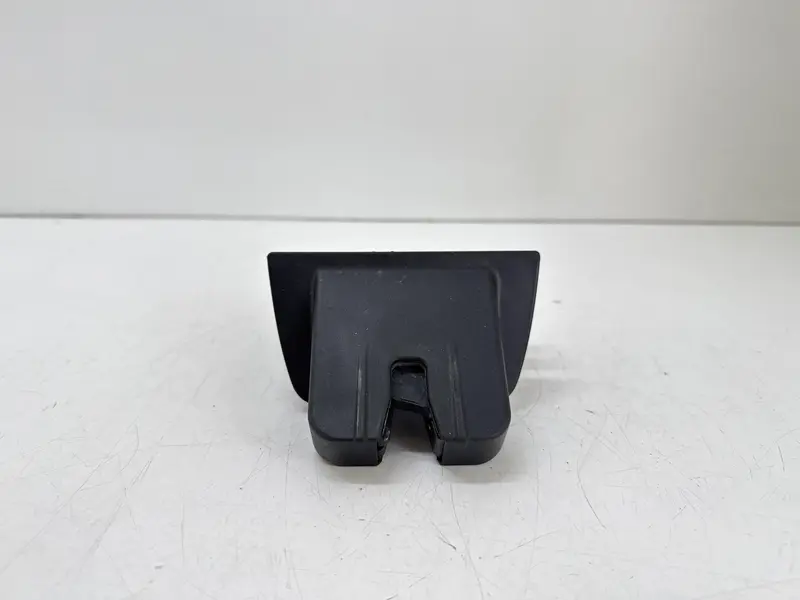 Serratura portellone posteriore AUDI A4 Allroad Serie B9 (8WH) (16>20) 8W9827505B 8W9827505B Diesel 2.0 (16>20)