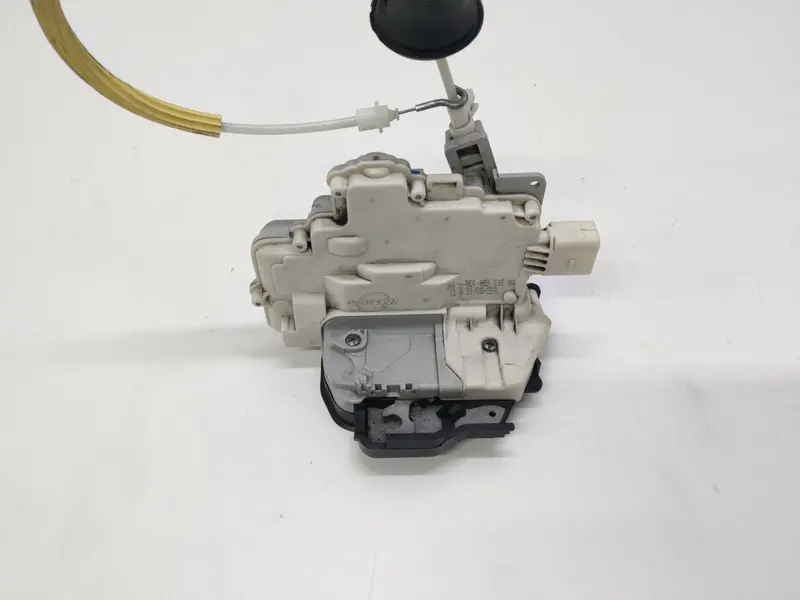 Serratura Posteriore destra AUDI A4 Berlina (8E) (04>07) 8E0839016AA 8E0839016AA Diesel 1968 (04>07)