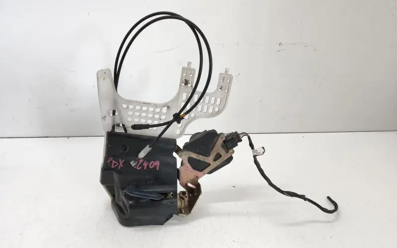 Serratura Posteriore destra HYUNDAI Tucson Serie (04>09) 814202E000 Diesel 2.0 (04>09)