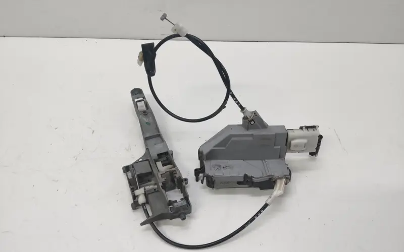 Serratura Posteriore destra PEUGEOT 308 Serie (07>14) 9800617280 567164 Diesel 2.0 (07>14)