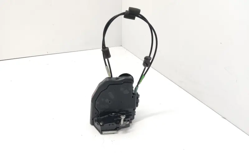Serratura Posteriore destra TOYOTA Rav4 4° Serie Diesel 2.2 (05>09)
