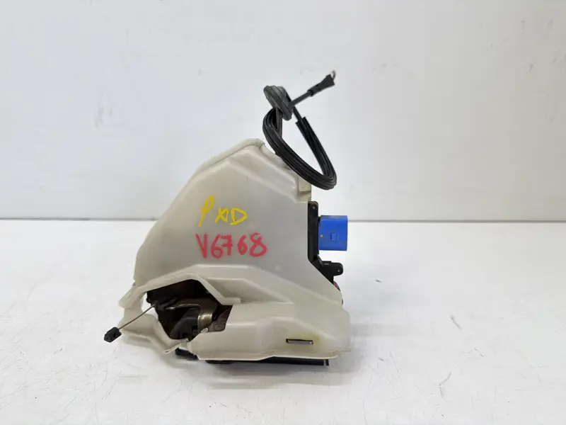 Serratura Posteriore destra VOLKSWAGEN Golf 5 Berlina (03>08) 7L0839016D 7L0839016D Diesel 2.0 (03>08)