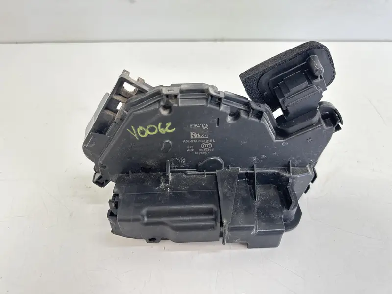 Serratura Posteriore Sinistra VOLKSWAGEN Golf Serie VIII (19>) 5TA839015L A5L5TA839015L Benzina
