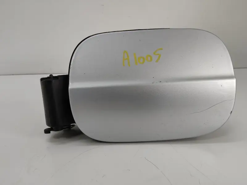 Sportellino Carburante AUDI A6 Berlina Serie C4 (4A2) (94>97) 4F0010394R Diesel 2000 (94>97)