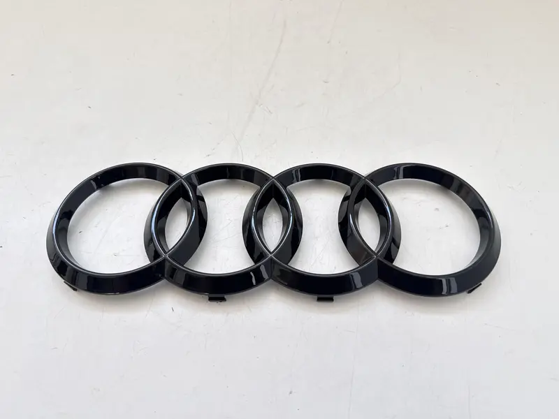 Stemma fregio logo anteriore AUDI Q3 RSQ3 Sportback Serie (F3N) (19>) Benzina