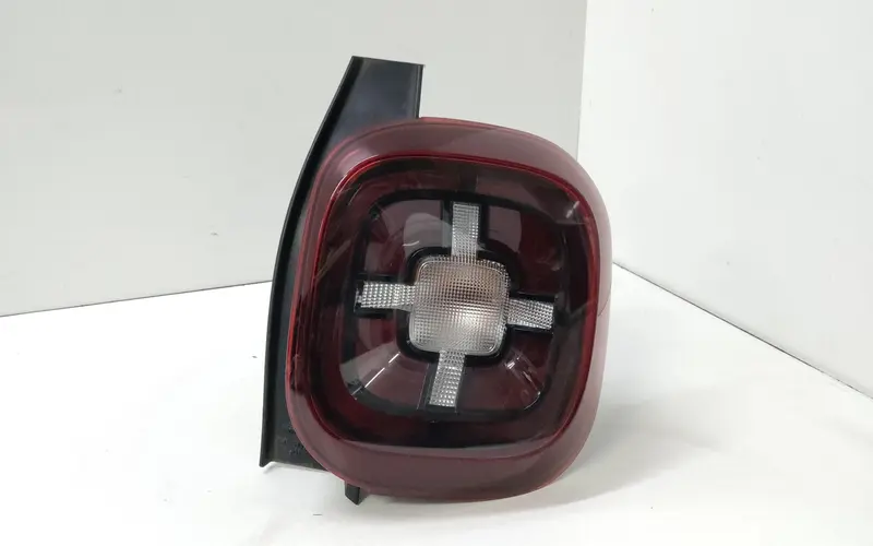Stop fanale posteriore Destro DACIA Duster Serie 265503601R 265503601R Bifuel/Gas 1.6 (17>24)