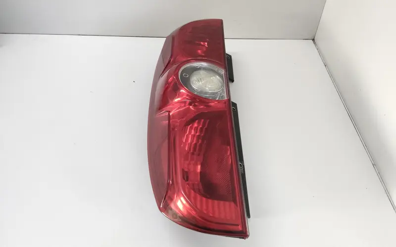 Stop fanale posteriore Destro FIAT Doblo Serie (09>15) 51810673 00518106710 Diesel 2.0 (09>15)
