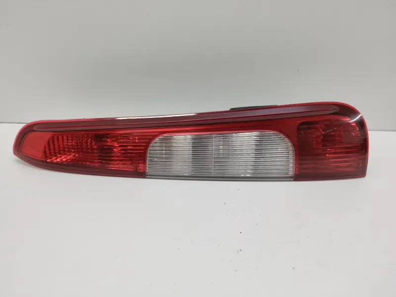 Stop fanale posteriore Destro FORD Focus S. Wagon 3° Serie 1347454 3M51-13A602-AA Diesel 1.8 (04>08)