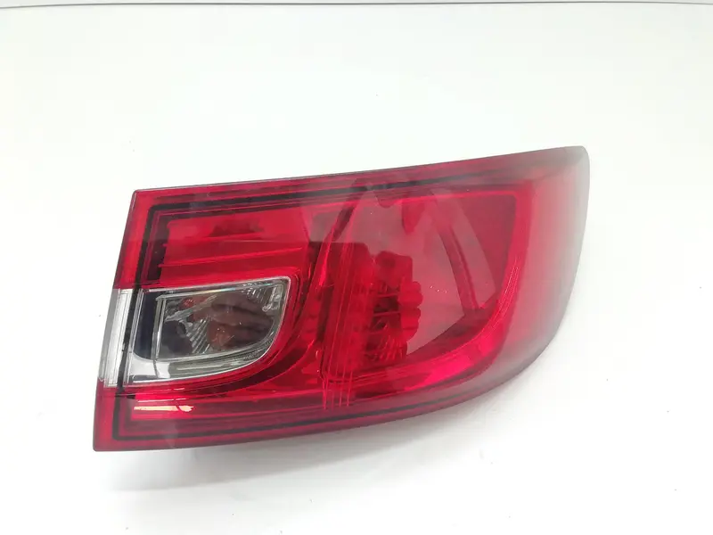 Stop fanale posteriore Destro Passeggero RENAULT Clio Serie IV (12>19) 265502631R Benzina 1200 (12>19)