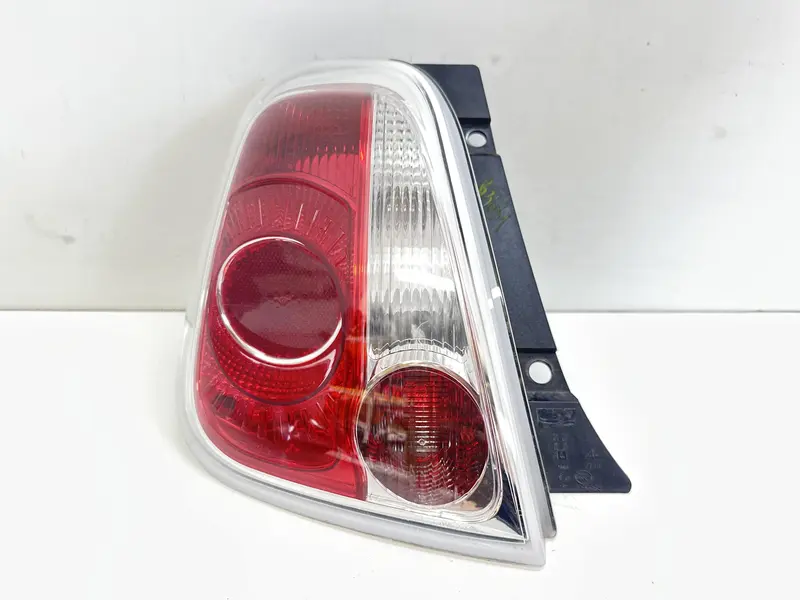 Stop fanale Posteriore Sinistro FIAT 500 Serie (07>14) 27043101 27043101 Benzina (07>14)