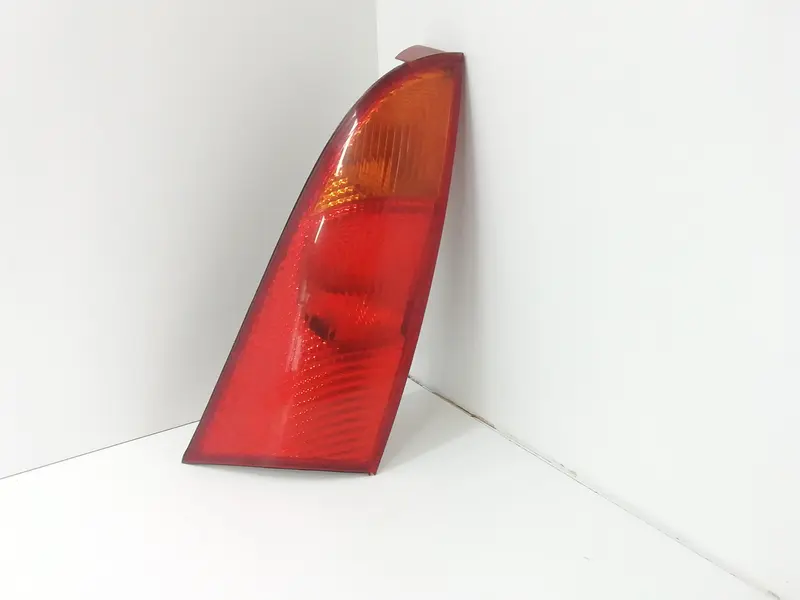 Stop fanale Posteriore sinistro lato Guida FORD Focus Berlina 2° Serie Diesel 1800 (01>04)