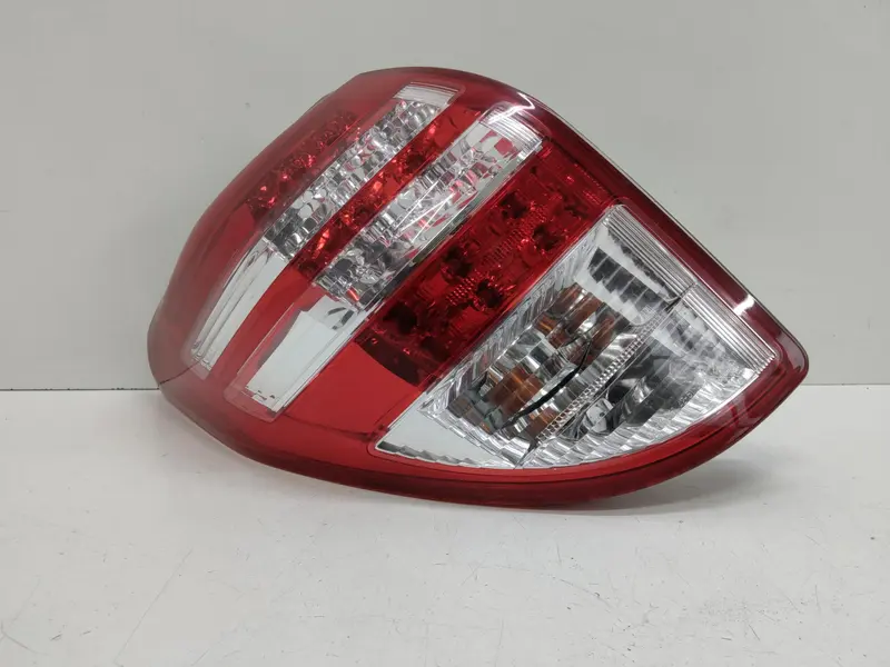 Stop fanale Posteriore Sinistro TOYOTA Rav4 4° Serie Diesel 2200 (05>09)
