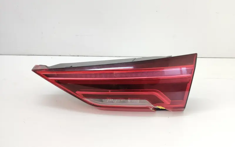 Stop integrato nel portellone AUDI Q3 Sportback Serie (F3N) (19>) 83A945094 Benzina