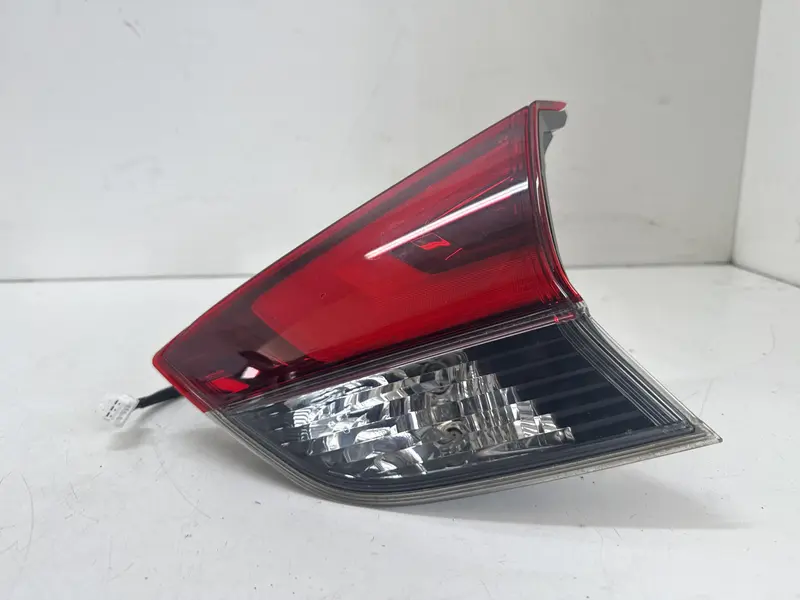 Stop integrato nel portellone NISSAN X-Trail Serie (T32) (14>18) 265556FP5A 265556FP5A Diesel 2.0 (14>18)