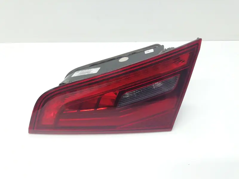 Stop Posteriore Destro Integrato nel Portello AUDI A3 Serie (8V) 8V4945094A Diesel (12>18)