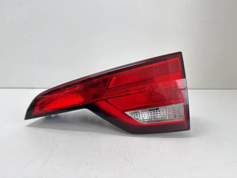 Stop Posteriore Destro Integrato nel Portello AUDI A4 Allroad Serie B9 (8WH) (16>20) 8W9945076 8W9945076 Diesel 2.0 (16>20)
