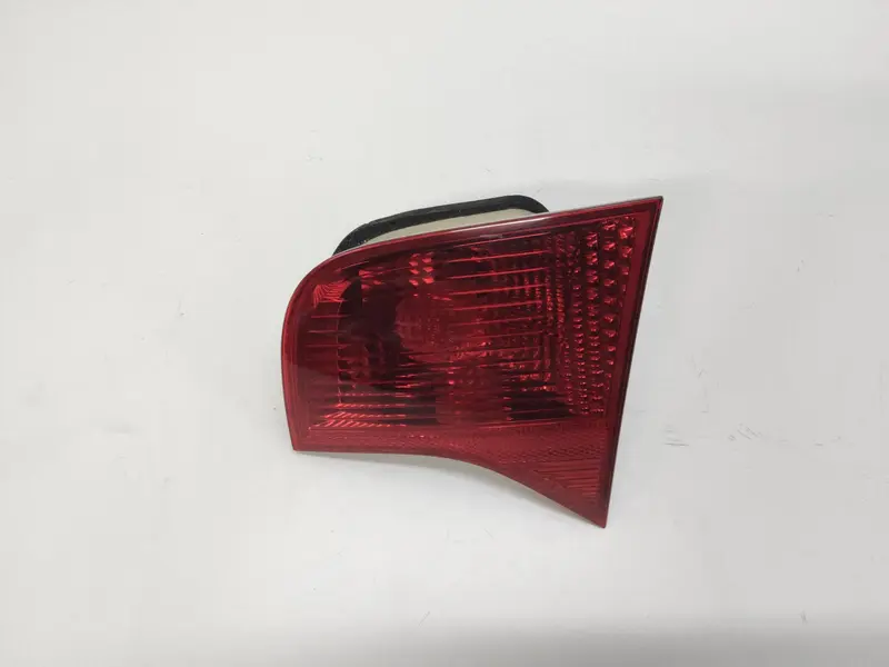 Stop Posteriore Destro Integrato nel Portello AUDI A4 Berlina (8E) (04>07) 8E5945094A 8E5945094A Diesel 1968 (04>07)