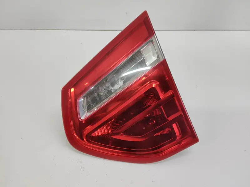 Stop Posteriore Destro Integrato nel Portello CITROEN C4 Picasso (06>13) Mk1 9653547677 Diesel 1600 (06>13)