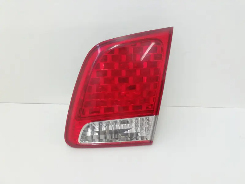 Stop Posteriore Destro Integrato nel Portello KIA Sorento 3° Serie Diesel 2200