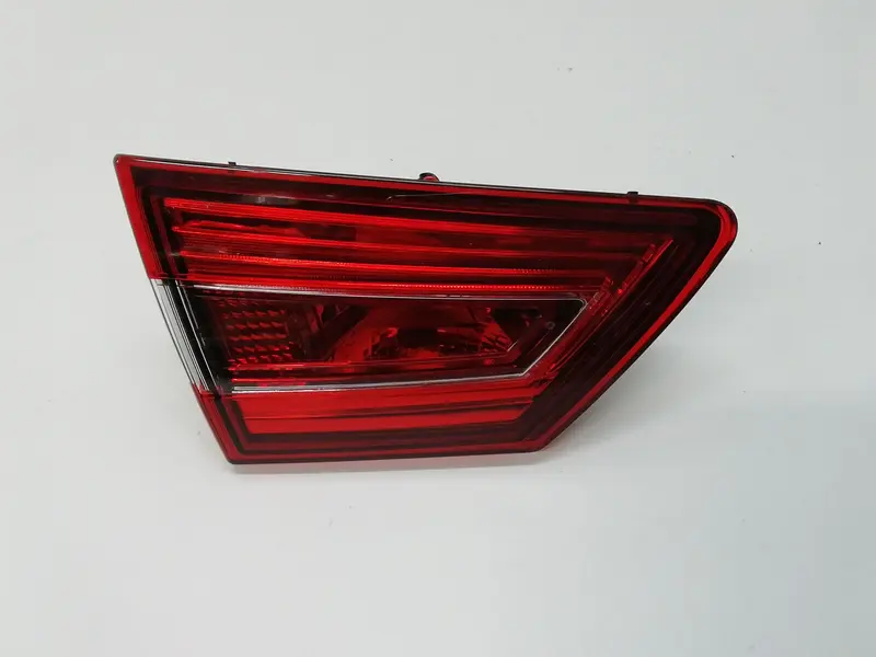 Stop Posteriore Sinistro Integrato nel Portello RENAULT Clio Serie IV (12>19) Diesel (12>19)
