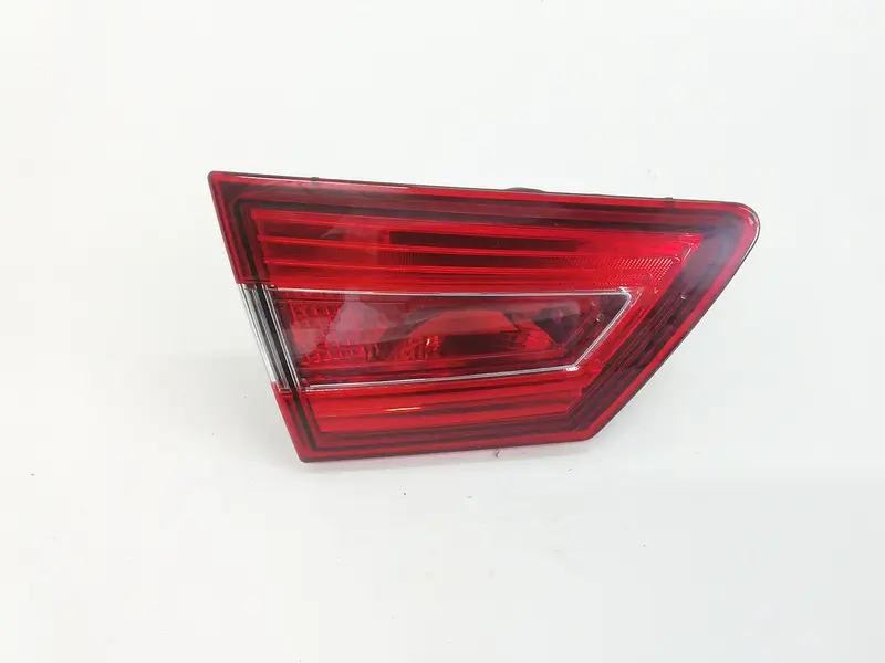Stop Posteriore Sinistro Integrato nel Portello RENAULT Clio Serie IV (12>19) Diesel 1500 (12>19)