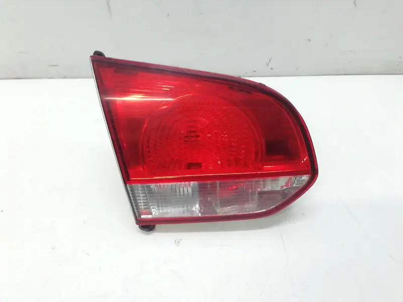 Stop Posteriore Sinistro Integrato nel Portello VOLKSWAGEN Golf 6 Berlina (08>12) Benzina 1600 (08>12)