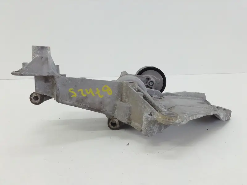 Supporto alternatore RENAULT Clio Serie IV (12>19) 8200669494 Diesel 1500 (12>19)