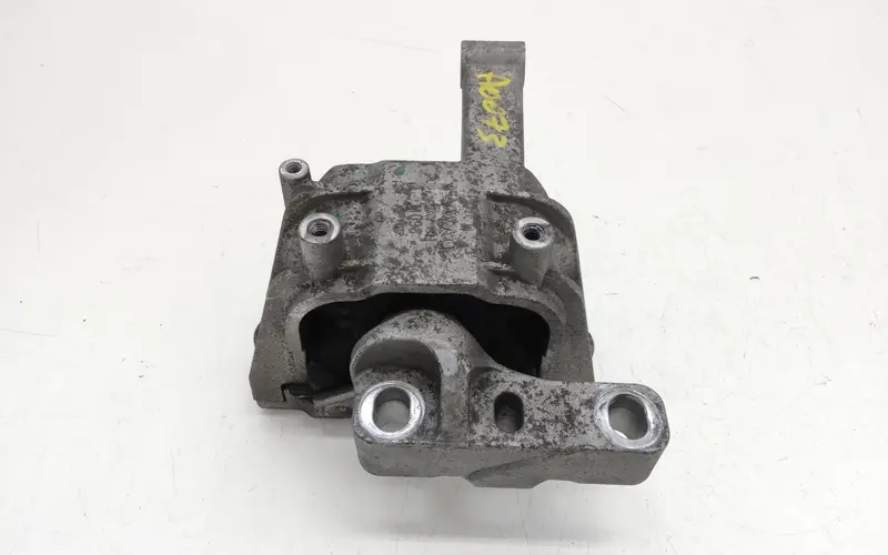 Supporto motore VOLKSWAGEN Tiguan 2° Serie 5N0199262L 5N0199262 Diesel 2.0 (11>15)