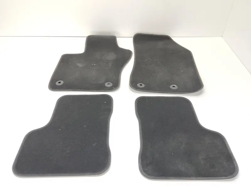 Tappetini originali JEEP Renegade Serie (14>) 07356458630 Diesel 1.6 (14>18)