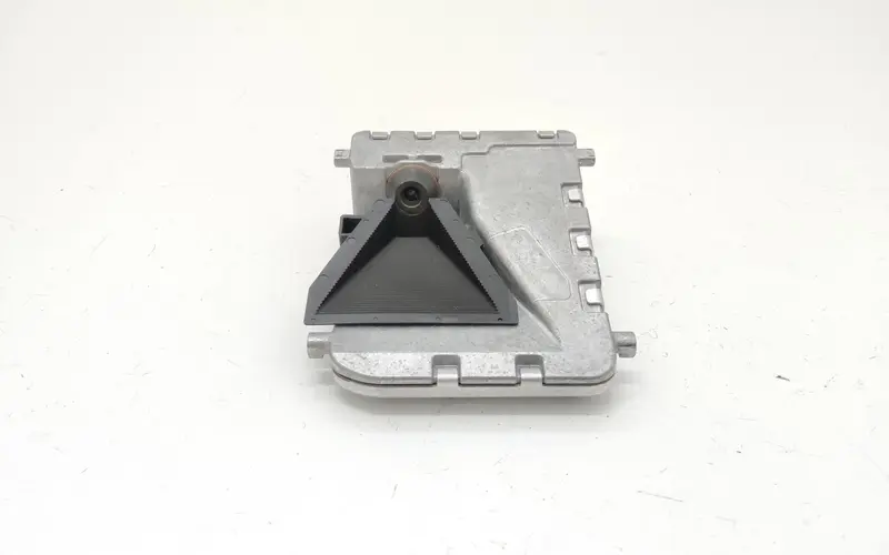 Telecamera anteriore MERCEDES Classe E Berlina W212 A0009006704 A2079012900 Diesel 2.1
