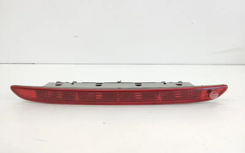 Terzo stop SUZUKI Splash 1° Serie 7415051K10000 3581051K0 Bifuel/Gas 1.0