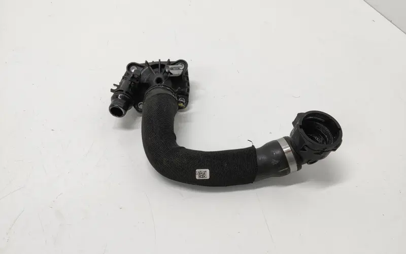 Tubo acqua refrigerante BMW Serie 1 F40 (19>) 8580476 Benzina