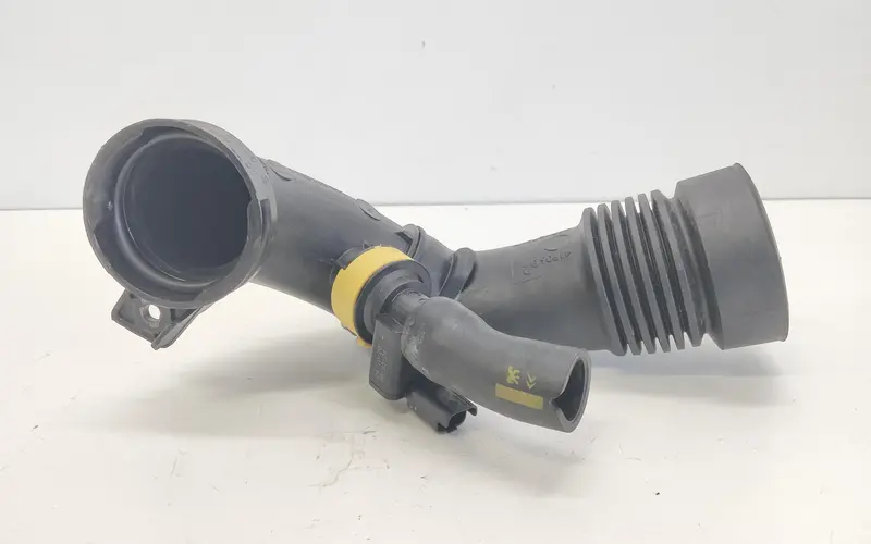 Tubo aspirazione filtro aria PEUGEOT 2008 1° Serie 1160116 Diesel 1.5
