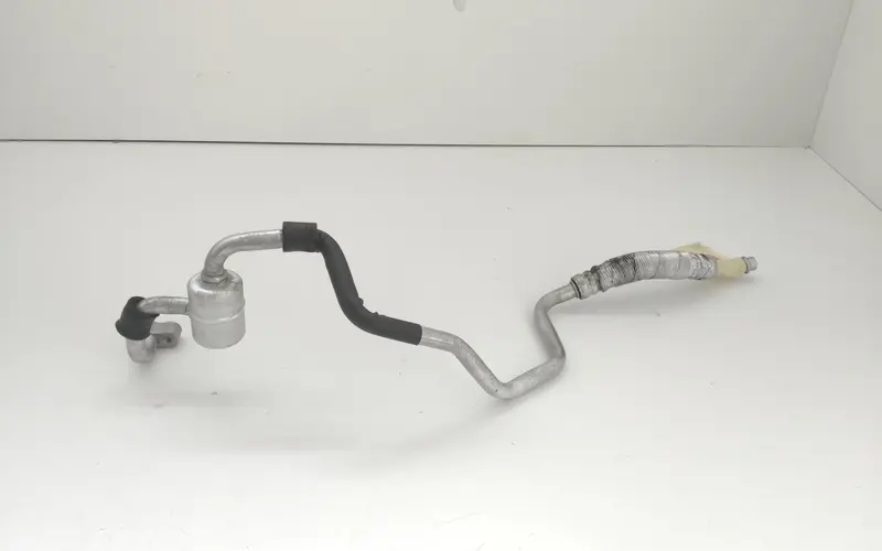 Tubo condensatore compressore A/C VOLKSWAGEN New Beetle 1° Serie 1C0820744P 1C1820743E Benzina 1.9 (98>10)