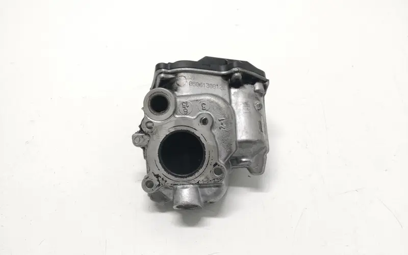 Valvola EGR MERCEDES Classe E Berlina W212 A6511400460 A6511400760 Diesel
