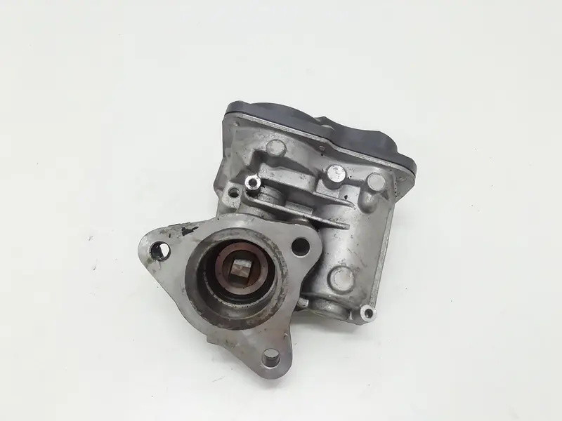 Valvola EGR RENAULT Clio Serie IV (12>19) 147102557R 147102557r Diesel 1500 (12>19)
