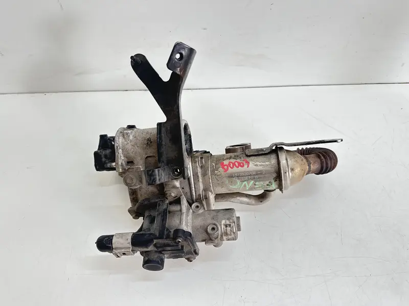 Valvola EGR RENAULT Clio Serie IV (12>19) 8200545260 147352070R Diesel 1.5 (12>19)