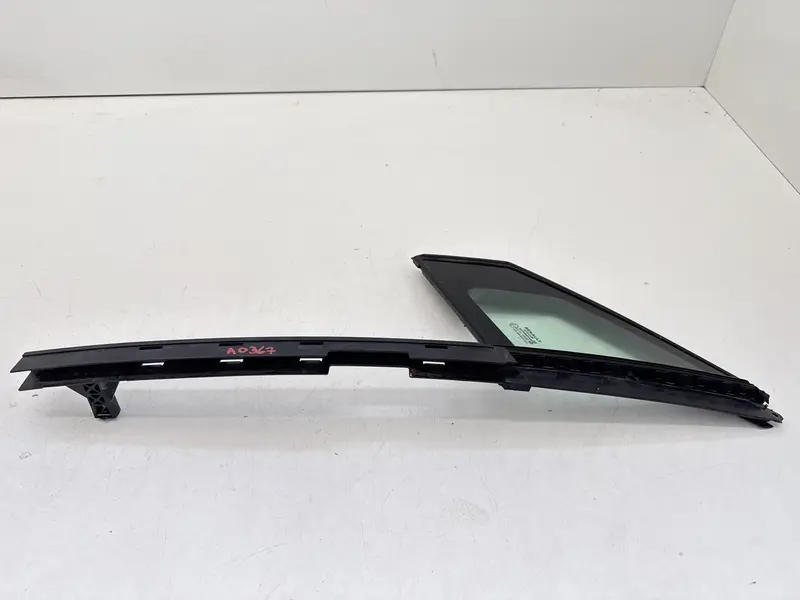 Vetro Fisso Lato Sinistro RENAULT CLIO Serie V (19>) 802633649R Benzina