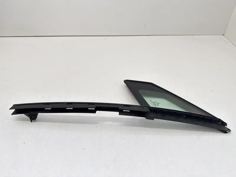 Vetro Fisso Lato Sinistro RENAULT CLIO Serie V (19>) 802633649R Benzina