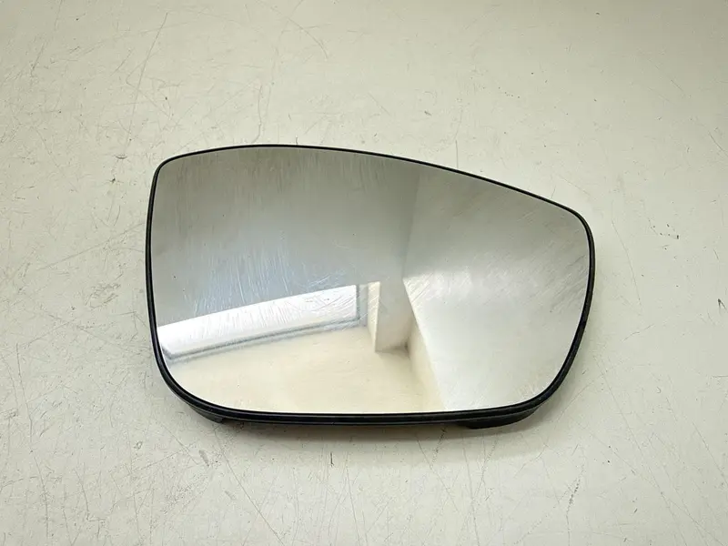 Vetro specchietto retrovisore dx PEUGEOT 208 Serie (12>19) 232634090 Benzina (12>19)